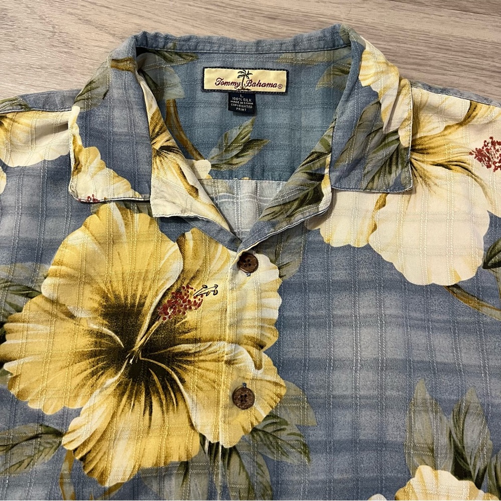 Tommy Bahama, Blue and Yellow, Casual, Floral, 100% Silk, Button Down Shirt | L